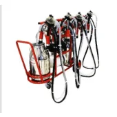 Pokretna muzilica sa četri krave sa dve kante